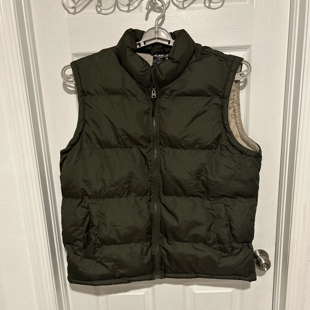 FTP-Feel The Power Feel Dry Men’s Green Puffer Vest
Size XL
